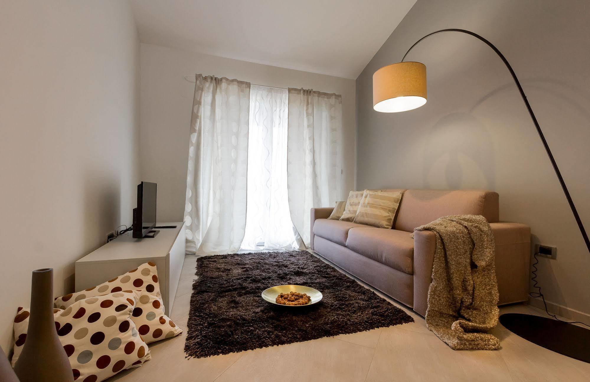 רובינייסקו סלו Apartments Stella מראה חיצוני תמונה